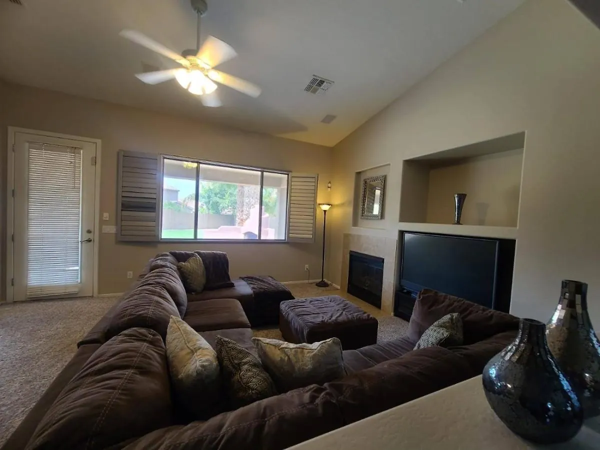Phoenix II Minutes To Airport And Downtown 0*,  United States