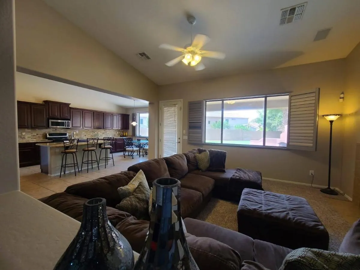 Homestay Phoenix II Minutes To Airport And Downtown